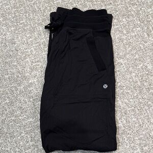 Lululemon Athletica Black Relaxed Pants